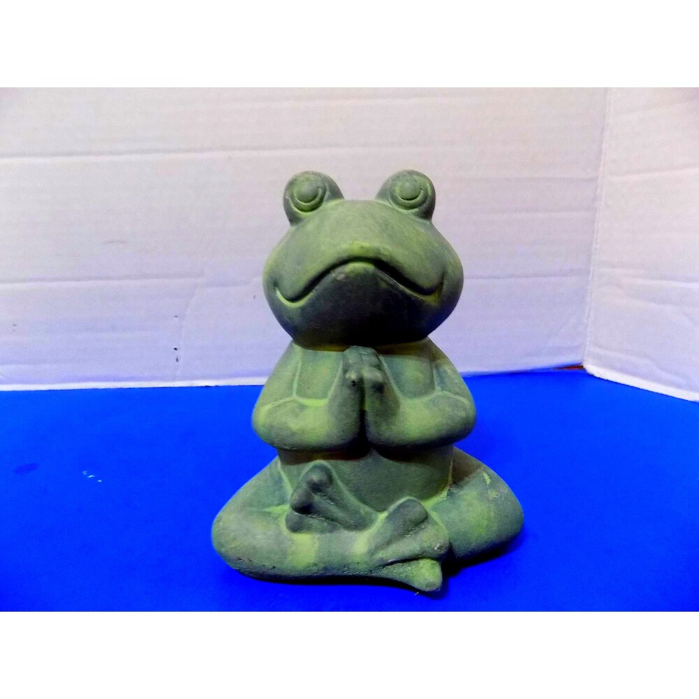 NEW Praying Green Frog Figurine Statue Frogs Plaster Yoga Meditating Yoga